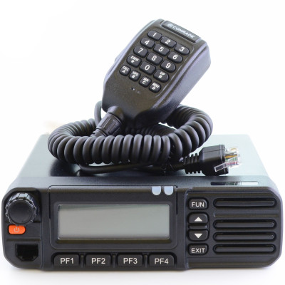 Рация Comrade R90 UHF